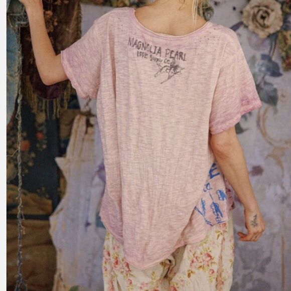 NWT Hard To Find Magnolia Pearl Purple Boba Graphic Tee - Picture 3 of 3